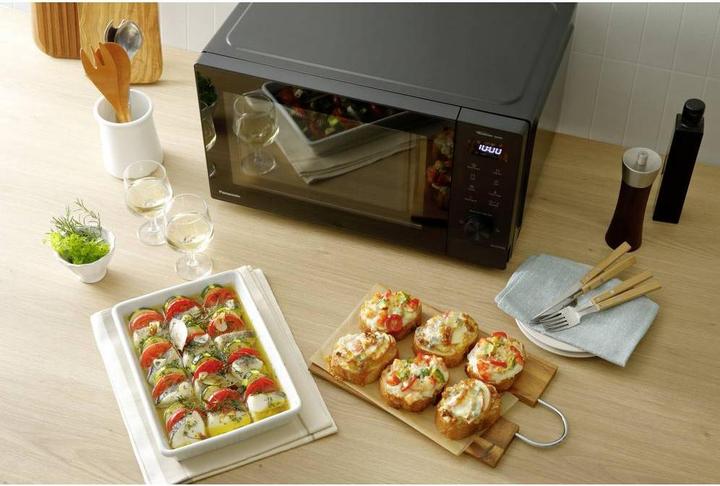 Image du produit Panasonic NN-GD35QBEPG Mikrowelle Schwarz 1300 W (29 l)