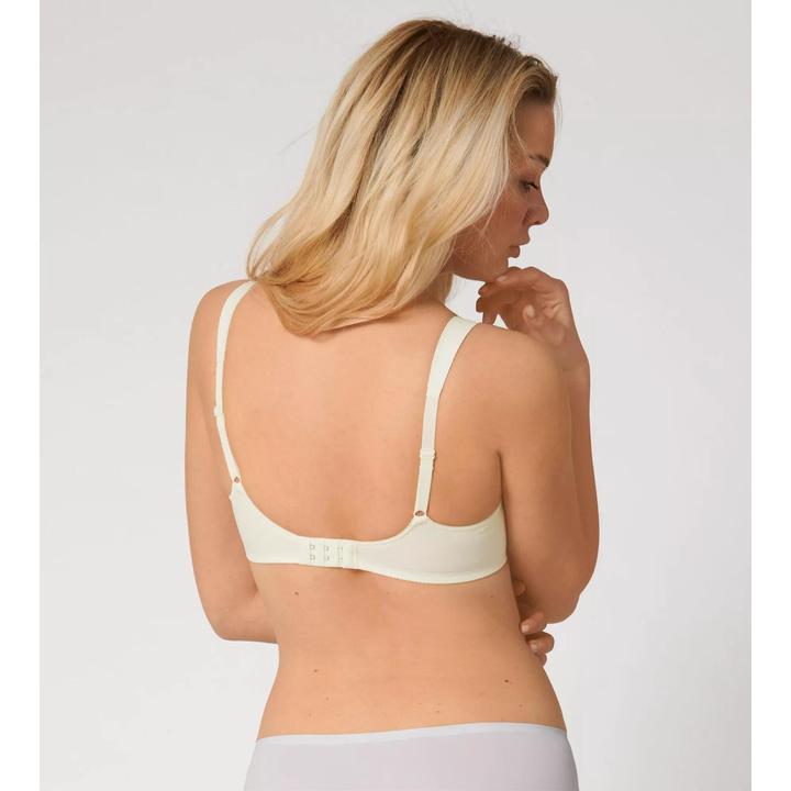 Actual product image Triumph Essential Minimizer W Minimizer BH (Single pack, 85 D)