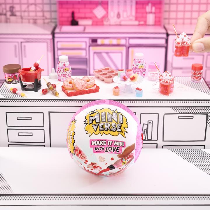 Actual product image MGA 's Miniverse - Make It Mini With Love in PDQ
