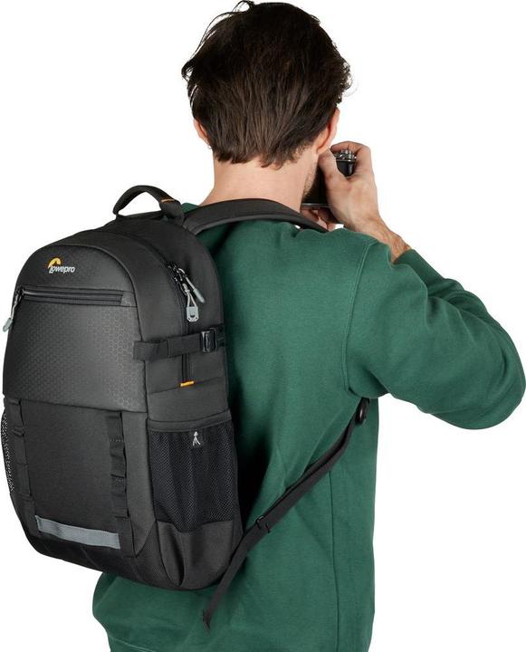 Actual product image Lowepro Adventura 150 III (GL) (Photo backpack, 11 l)