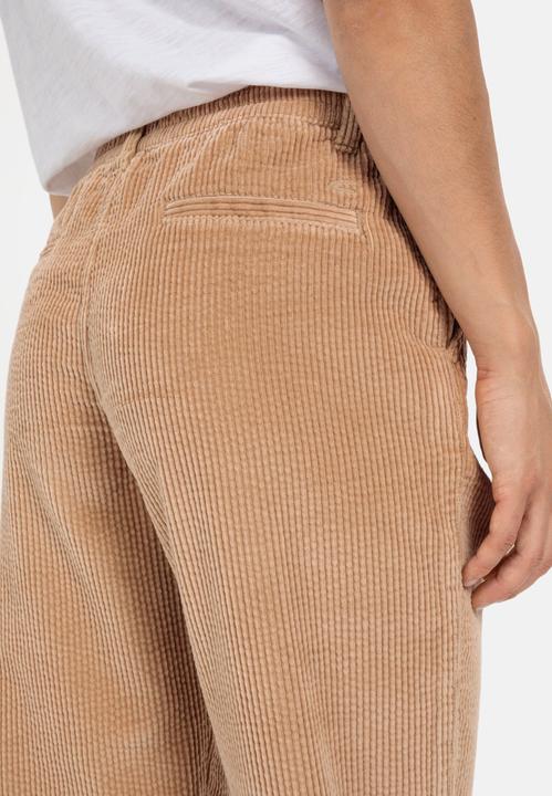 Immagine prodotto Camel Active Pantaloni in corda dalla vestibilità ampia (33)