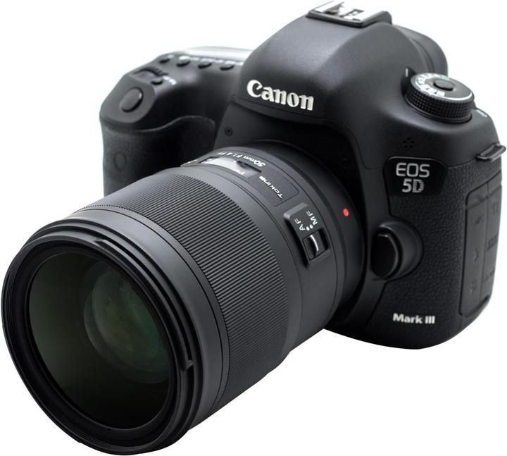 Actual product image Tokina Opera 50mm 1.4 FF, Canon (Canon EF, full size)