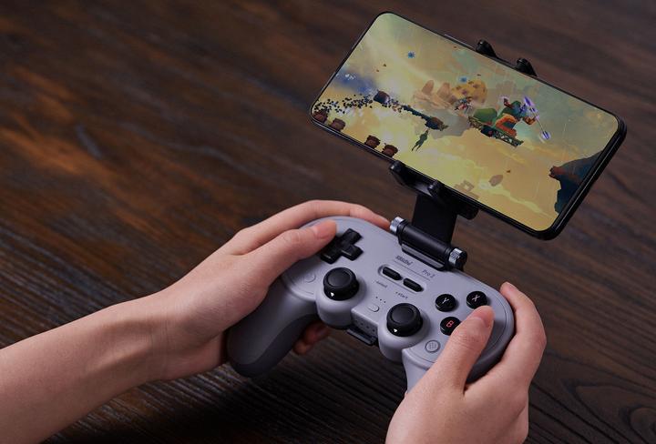 Actual product image 8bitdo Pro2 Gamepad G (Android, Switch, Steam Machine, PC, Raspberry Pi 3)