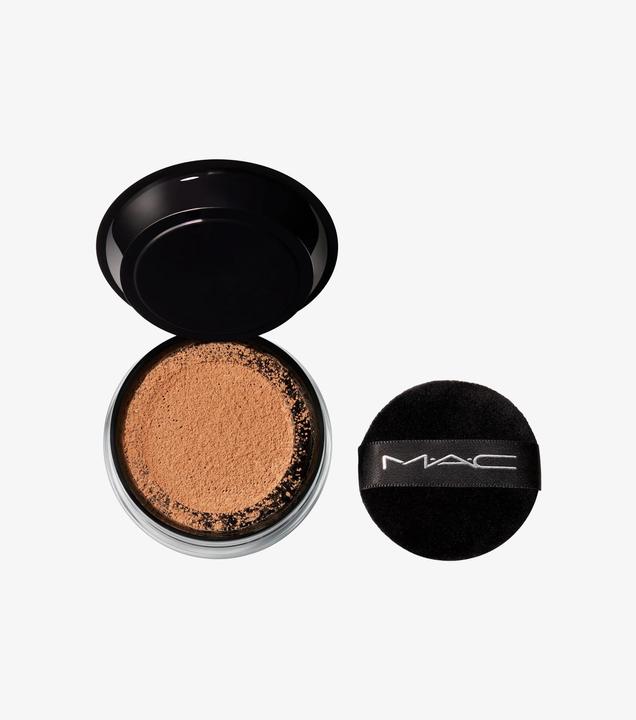 Actual product image MAC Cosmetics Studio F / Blurring Weightl Powder Dark (Medium Dark)