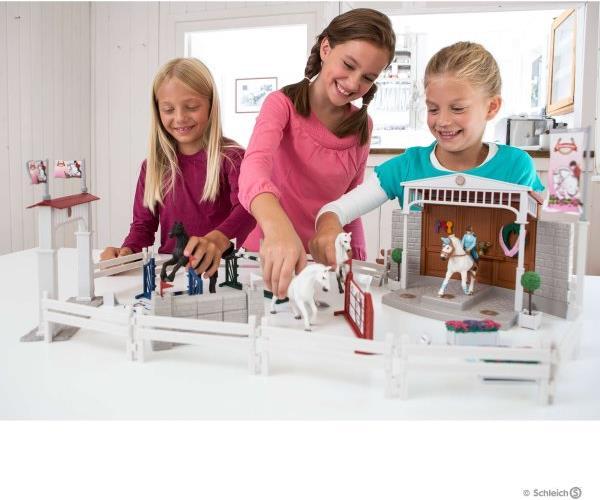 Produktbild Schleich Grosses Reitturnier mit Reiterinnen