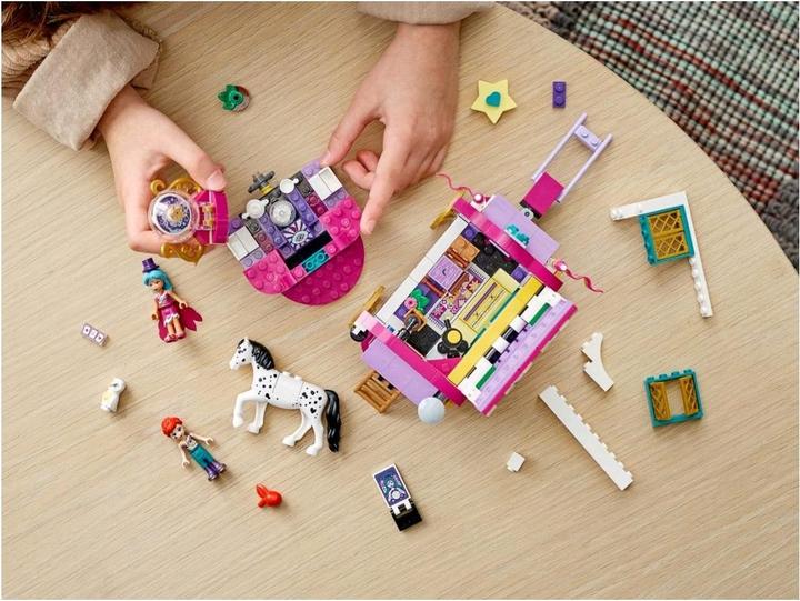 Produktbild LEGO Magischer Wohnwagen (41688, LEGO Friends)