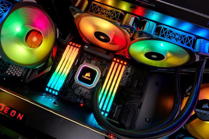 Image du produit Corsair H100i RGB Platine