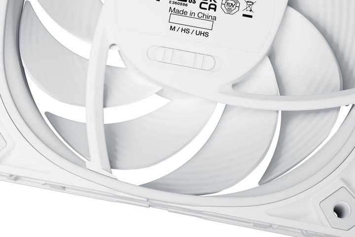 Produktbild be quiet! SILENT WINGS PRO 4 White 120mm PWM (120 mm, 1 x)
