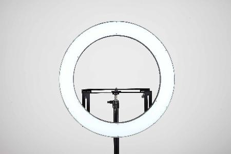 Produktbild Falcon Eyes Bi-Color LED Ringlampe Dimmbar DVR-512DVC auf 230V (Ringleuchte)