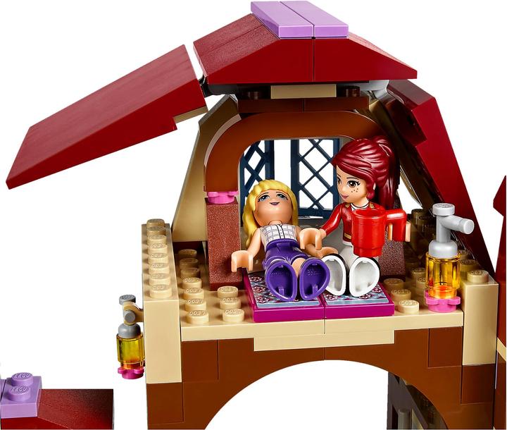 Actual product image LEGO Friends Heartlake Riding School (41126, LEGO Friends)