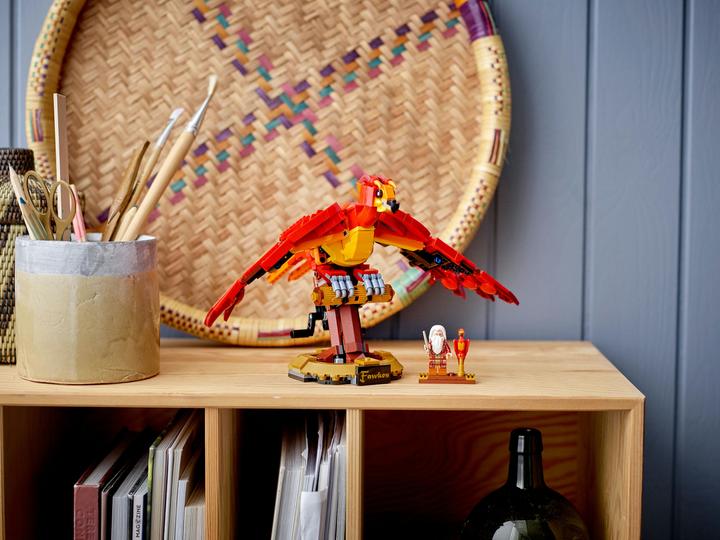 Produktbild LEGO Fawkes, Dumbledores Phönix (76394, LEGO Harry Potter, LEGO Seltene Sets)