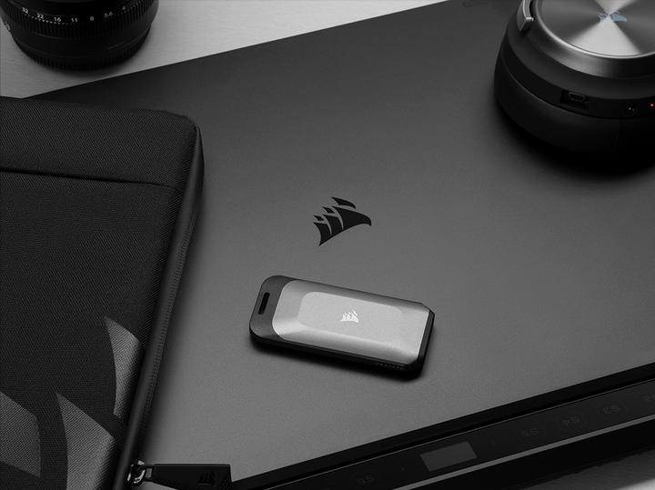 Productafbeelding Corsair EX100U 2TB draagbare USB-opslag (2000 GB)