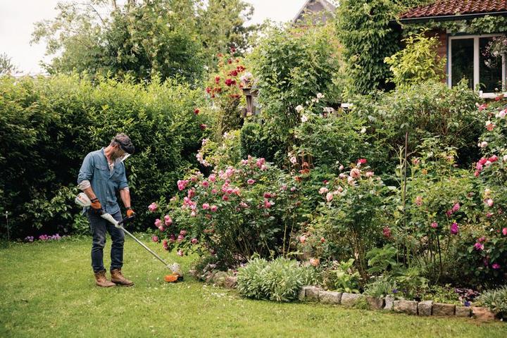Actual product image Stihl Cordless lawn trimmer