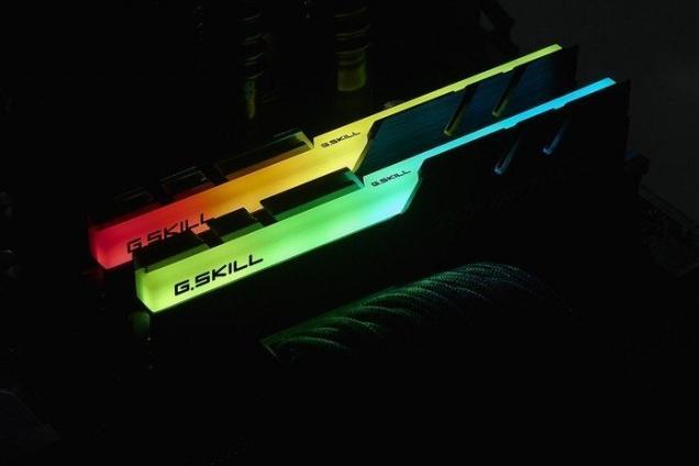Immagine prodotto G.Skill Trident Z RGB (2 x 8GB, 3000 MHz, DDR4-RAM, DIMM)
