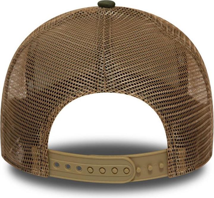 Image du produit New Era Adjustable Trucker Cap - Brand Patch Olive