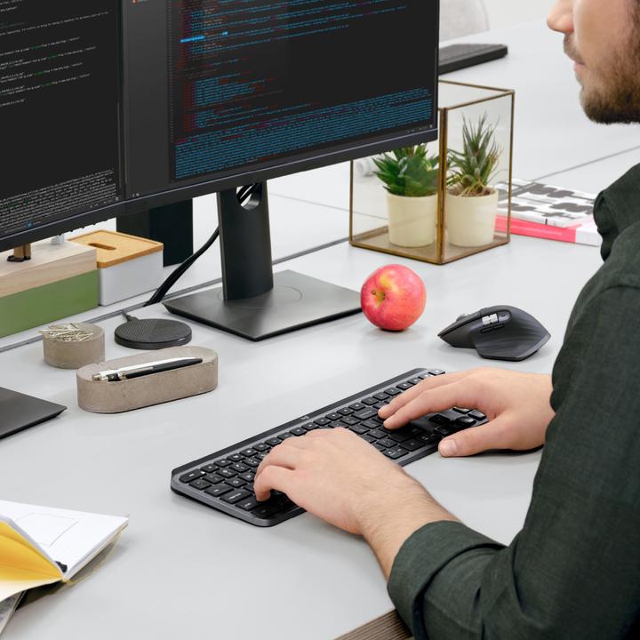Actual product image Logitech MX Keys (CH, Wireless)