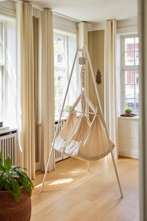 Produktbild Membantu Set mit Ständer mit Federwiege Zwillinge Premium und Motor LeeLo01 (Cozy Cradle)