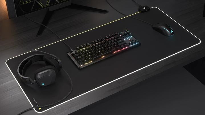 Actual product image Corsair K70 Core TKL (DE, Cable)