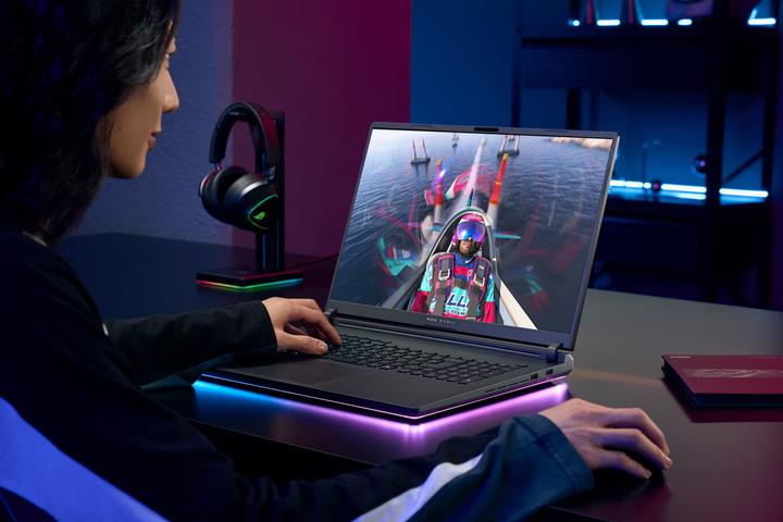 Actual product image ASUS ROG Strix G16 G615LW-S5058W 16 gaming laptop (G615LW-S5058W) (15.98", Intel Core Ultra 9 275HX, 32 GB, 1000 GB, Eng. Int.)