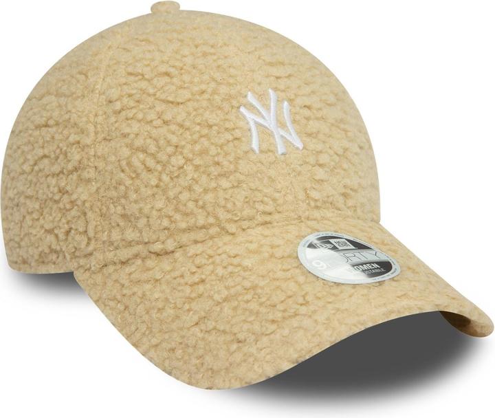 Actual product image New Era 9Forty Ladies Sherpa Cap - BORG NY Yankees beige