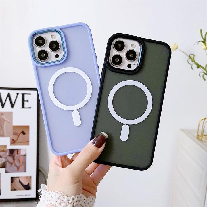 Image du produit Hurtel Coque Magnetic Color Matte pour iPhone 15 Pro - noire (Apple iPhone 15 Pro)