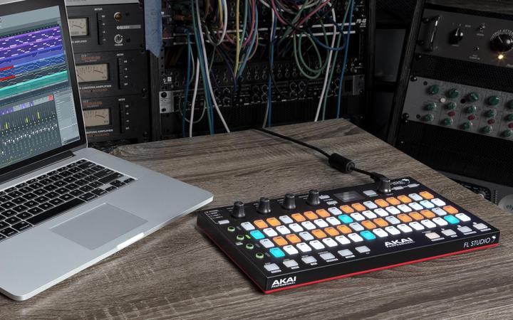 Immagine prodotto Akai Professional Fuoco (Controllo)