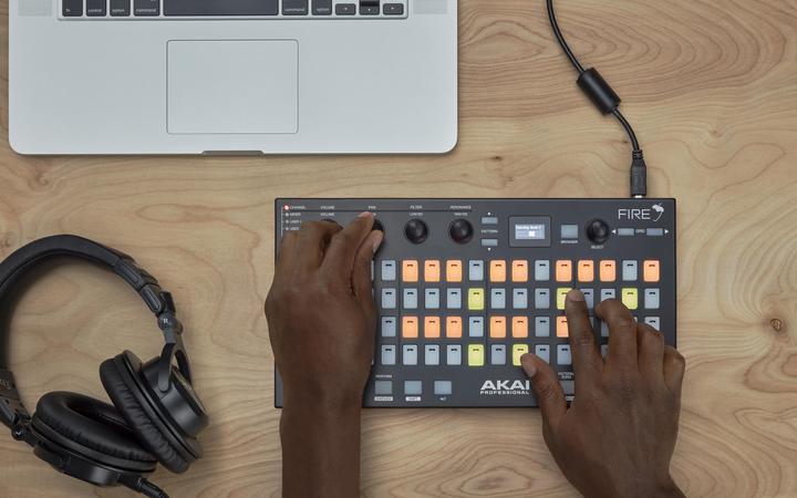 Immagine prodotto Akai Professional Fuoco (Controllo)