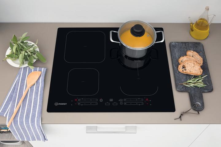 Produktbild Indesit IB 65B60 NE Schwarz Integriert 59 cm Zonen-Induktionskochfeld 4 Zone(n)
