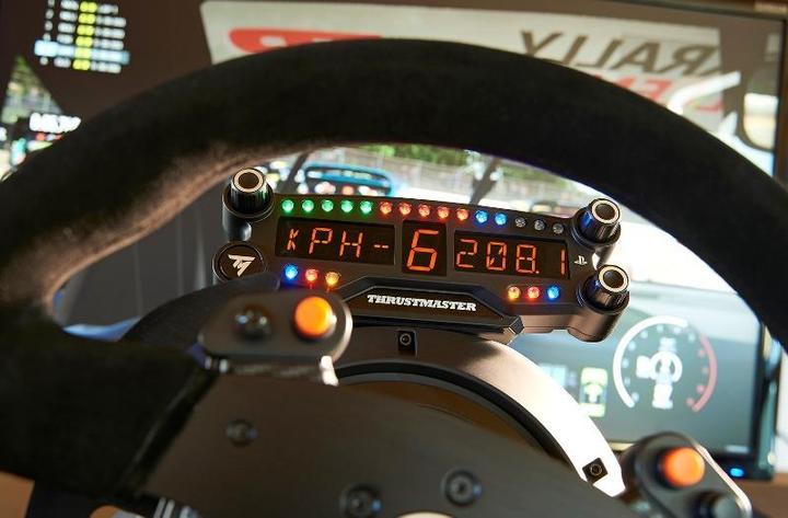 Actual product image Thrustmaster Bluetooth LED Display (PS4)