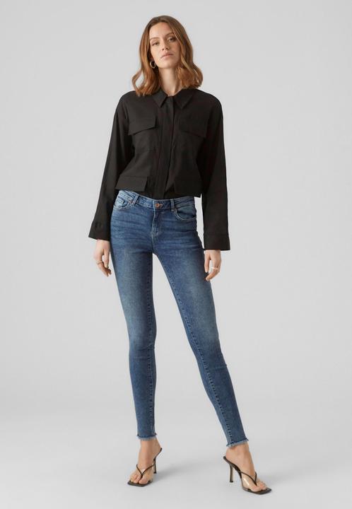 Actual product image Vero Moda VMSEVEN Slim Fit Mid Rise Jeans (XS)
