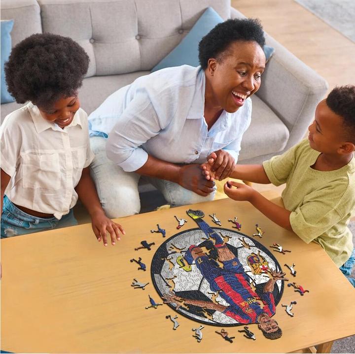 Actual product image Iconic FC Barcelona - Lamine Yamal - Wooden puzzle size M (270 pieces) (270 pieces)
