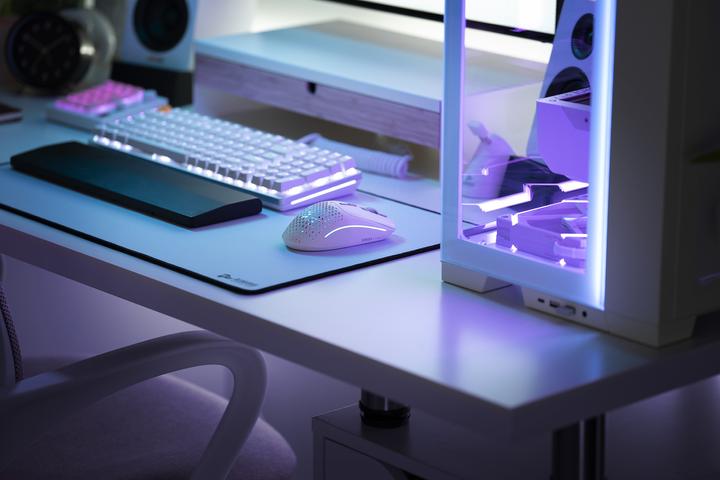Actual product image Glorious Model I 2 Wireless (Wireless)