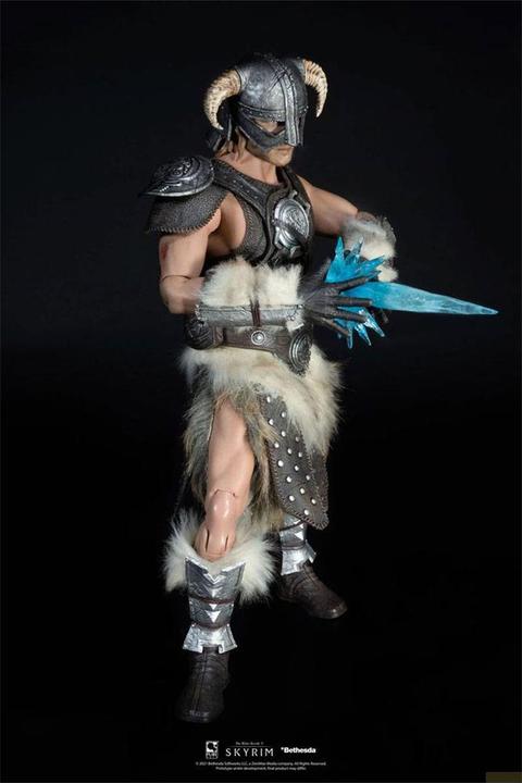 Actual product image Purearts The Elder Scrolls V: Skyrim - Deluxe Dragonborn 1:6 Scale Figure