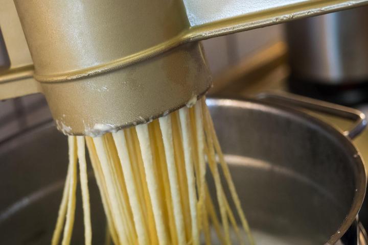 Actual product image Goldspatz Spaetzle press