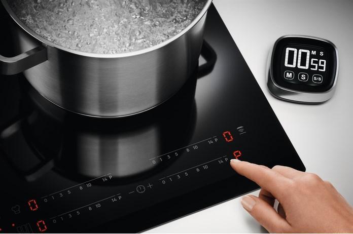 Actual product image Electrolux 60cm wide induction hob Hob2Hood LIL61434C