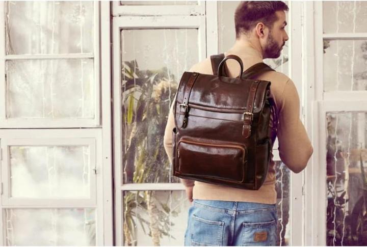 Produktbild Only-Bags.Store Cognacbrauner Lederrucksack (18 l)