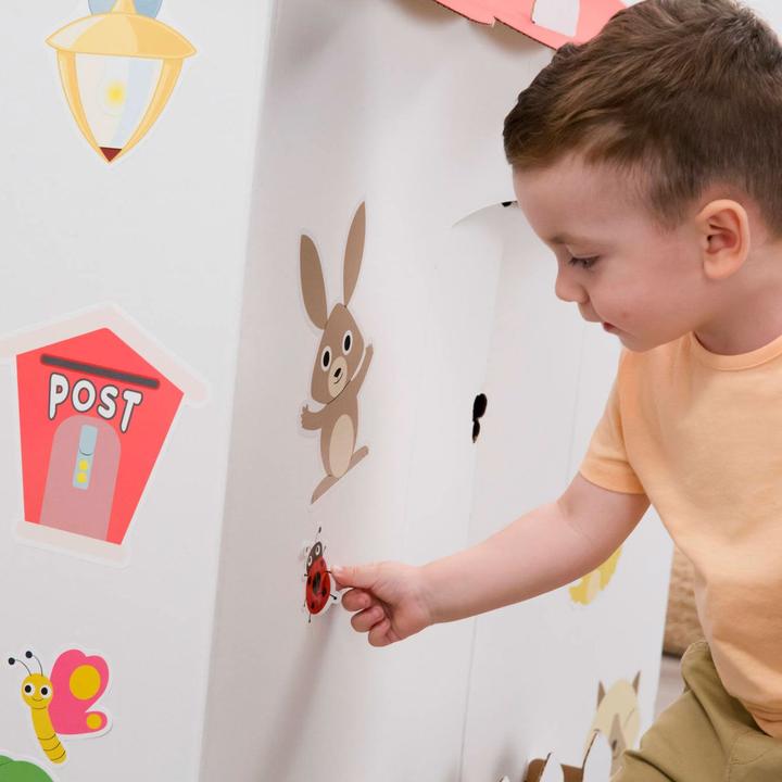 Immagine prodotto Feber Grande casa da colorare in cartone + adesivi