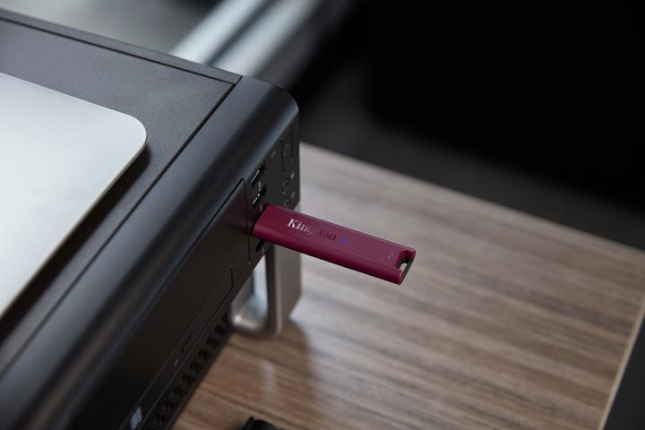 Image du produit Kingston DataTraveler Max (1000 Go, USB-A)
