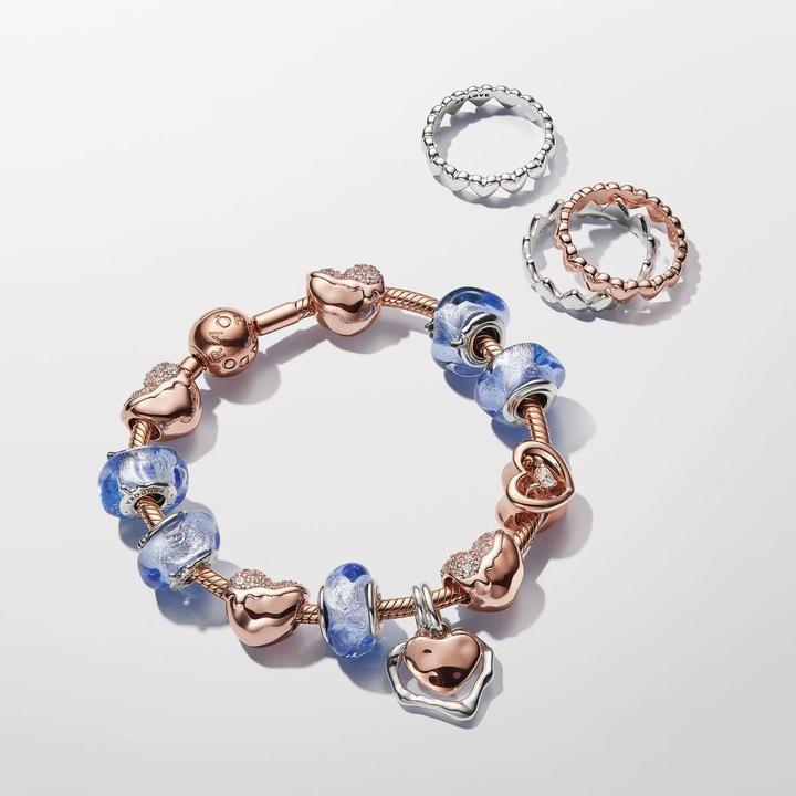 Produktbild Pandora Moments Reihe Von Herzen Ring Silber (56, 925 Silber)