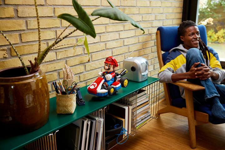 Produktbild LEGO Mario & Standard-Kart (72037, LEGO Super Mario, LEGO Seltene Sets)