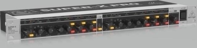 Behringer CX3400 V2 Zwrotnica głośnikowa (Studio en live mixer)
