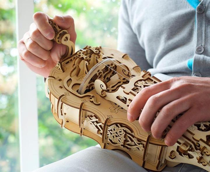 Produktbild Ugears Drehleier Hurdy-Gurdy