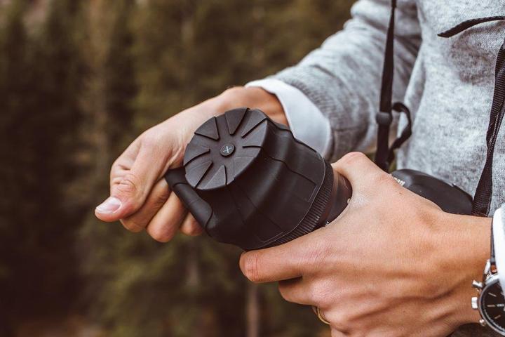 Actual product image Kuvrd Universal lens cap (120 mm)