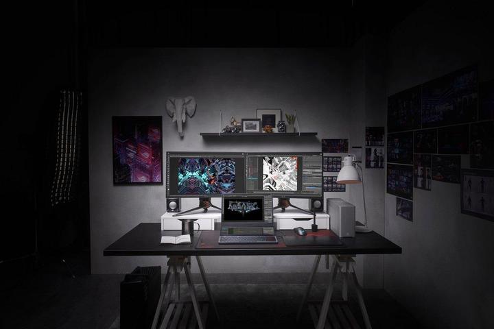 Image du produit ASUS ROG Zephyrus Duo 15 – GX550LXS-HF142R (15.60", Core i9-10980HK, 32 Go, 2000 Go, CH)