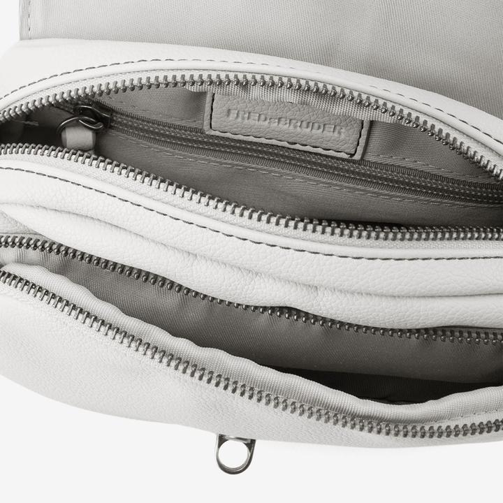 Actual product image FredsBruder Bestie Umhängetasche Leder 20 cm