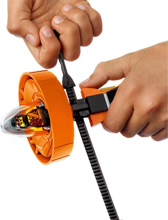 Actual product image LEGO Ninjago Spinjitzu Master Cole (70637, LEGO Ninjago)