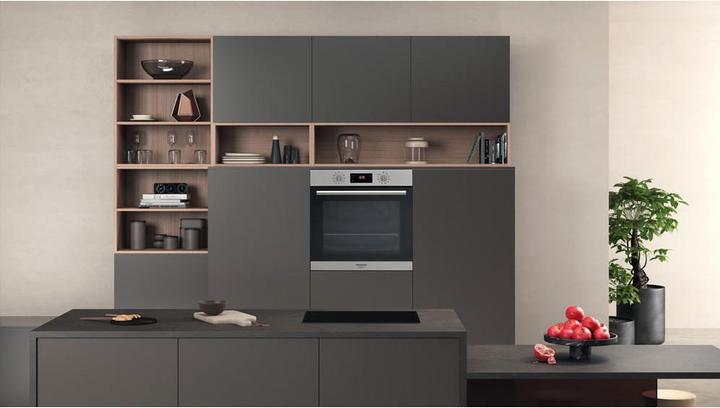 Immagine prodotto Hotpoint Forno Ariston da incasso66 L, 3300 Watt