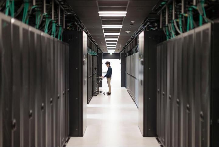 Immagine prodotto HPE E Rete Aruba, switch CX, adattatore Bluetooth