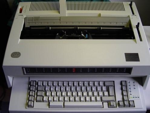 Produktbild IBM 6783 Typenrad Schreibmaschine, neuwertig mit 24 Monaten Garantie