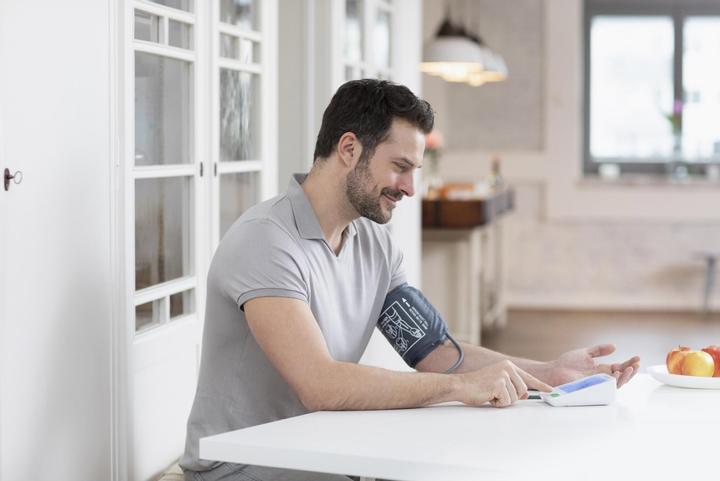 Produktbild Medisana BU 584 connect Oberarm-Blutdruckmessgerät (Blutdruckmessgerät Oberarm)